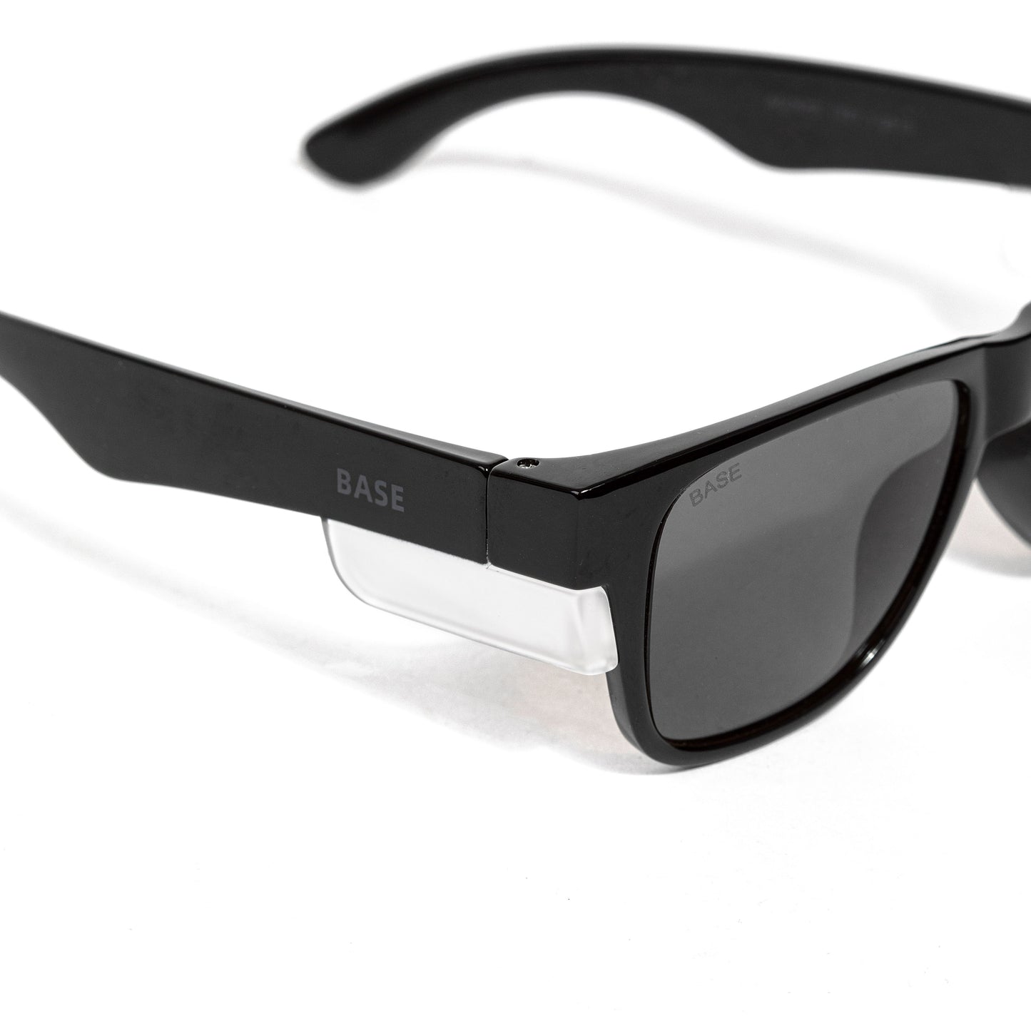 Gloss Frame Smoke Lens