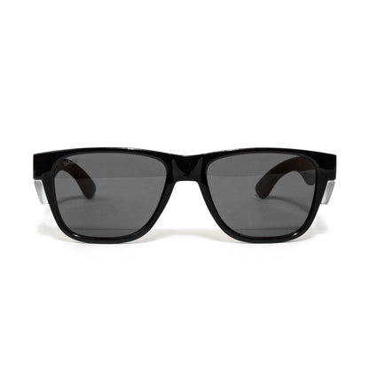 Gloss Frame Smoke Lens